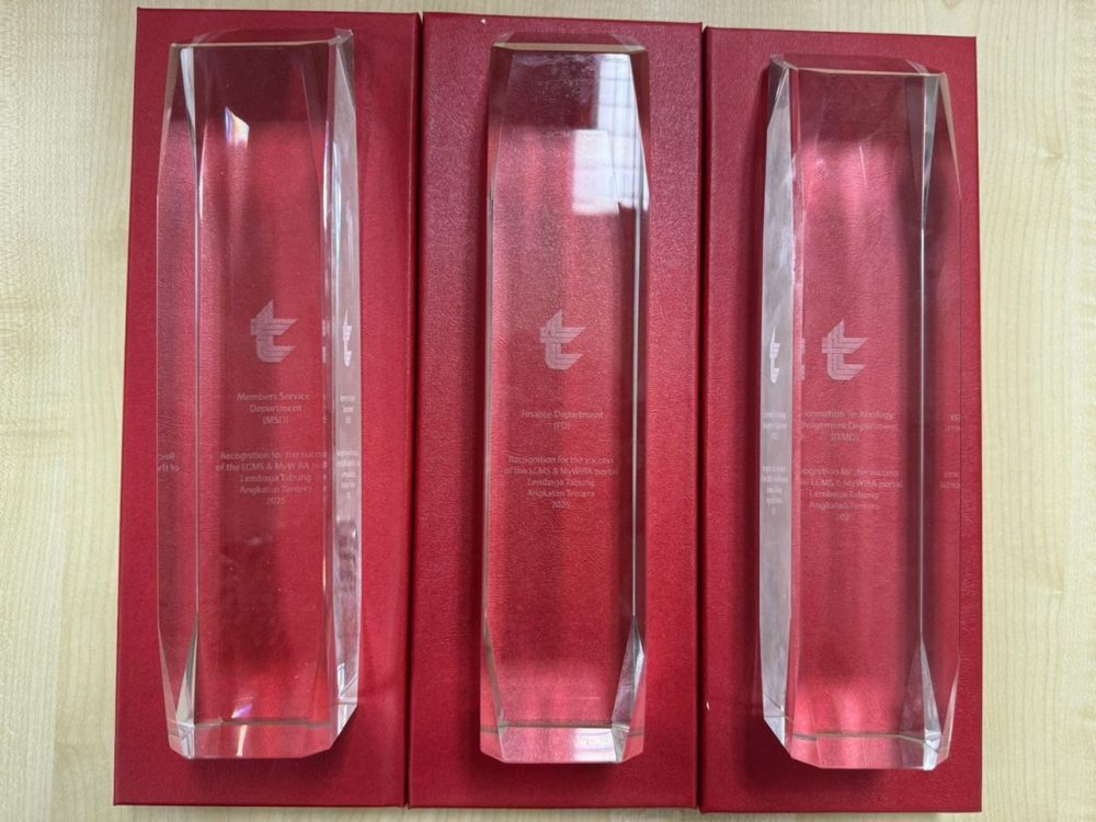 Crystal Trophy with 2D Inner Laser