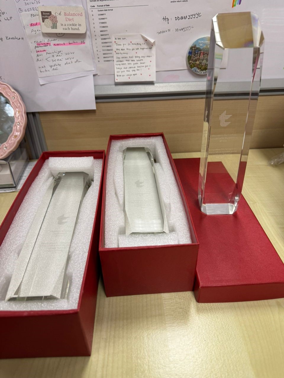 Crystal Trophy with 2D Inner Laser