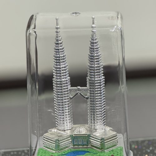 Malaysia KLCC Petronas Twin Tower Metal Souvenir Gift